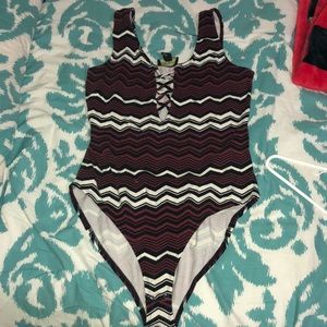 F21 bodysuit rarely worn